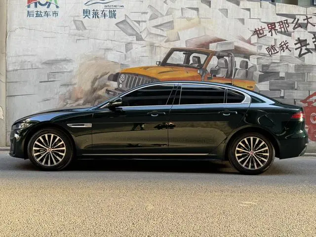 Jaguar Jaguar XEL 2.0T 200PS R-DYNAMIC Youth Sports Edition