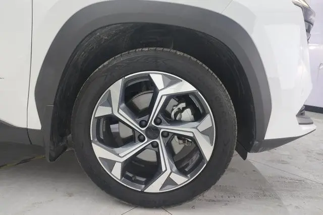 Geely Boyue L 1.5TD DCT Premium Type