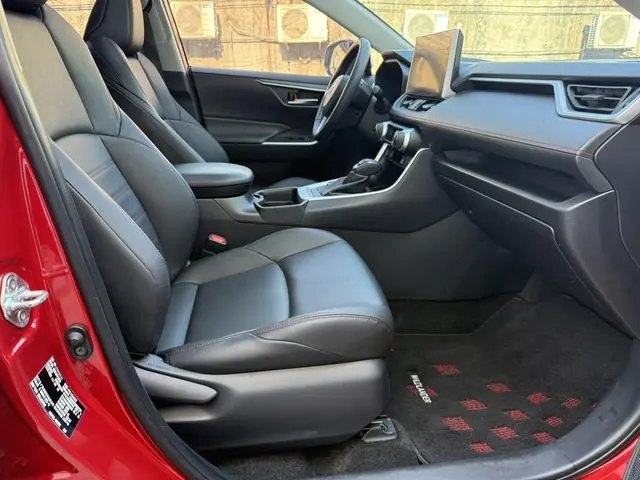 TOYOTA Weilanda PHEV 2.5L two-wheel drive Jin Engine version