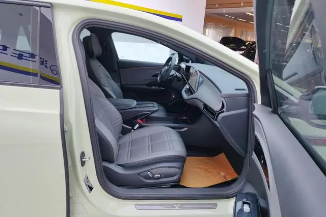 Hongqi Hongqi EH7 690 Pro