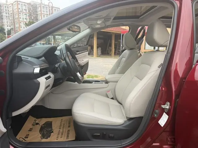 Nissan Teana 2.0 T XV AD1 Zhizun Pilot Edition