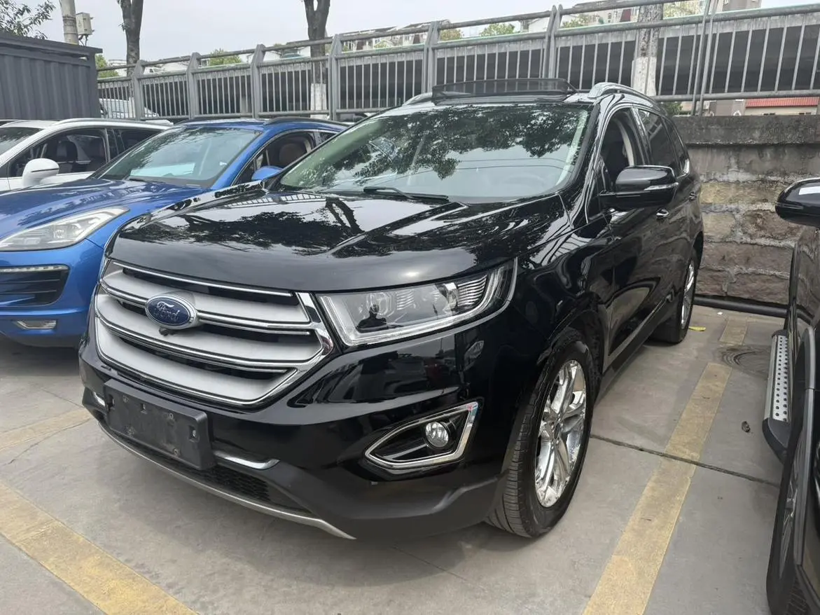 Ford Sharp World EcoBoost 245 two-wheel drive platinum sharp type 7-seater country V