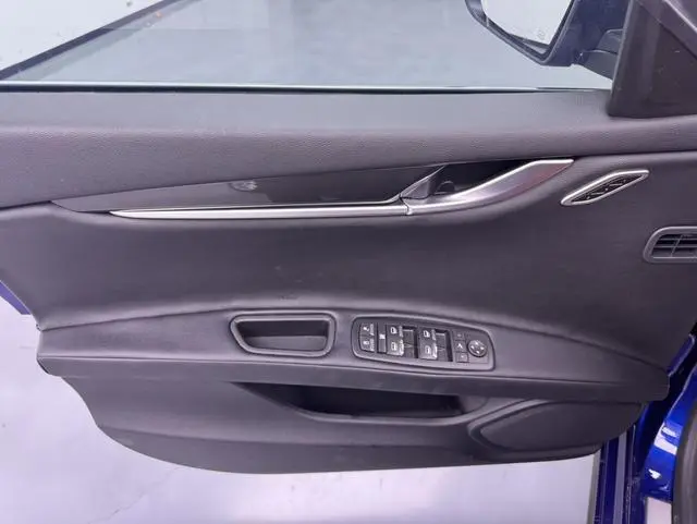 Maserati Ghibli 3.0T Standard Edition