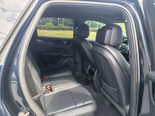 Porsche Cayenne E-Hybrid Cayenne E-Hybrid 2.0T