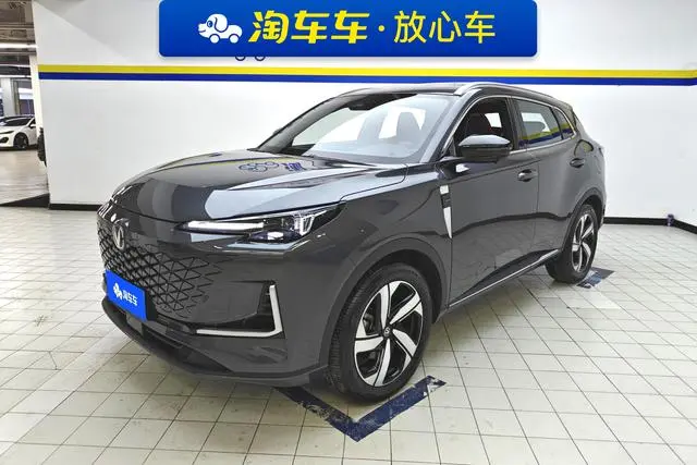 Changan Changan CS55 PLUS The third generation 1.5T DCT premium type