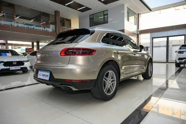 Porsche Macan Macan 2.0T