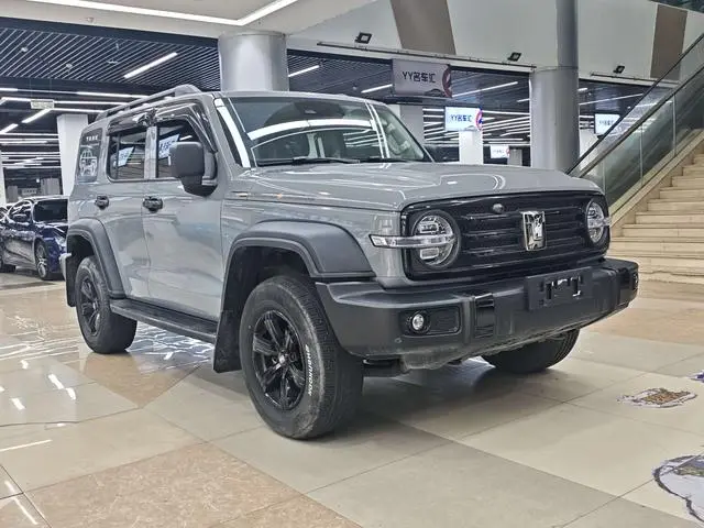 Tank Tank 300 2.0T Conqueror