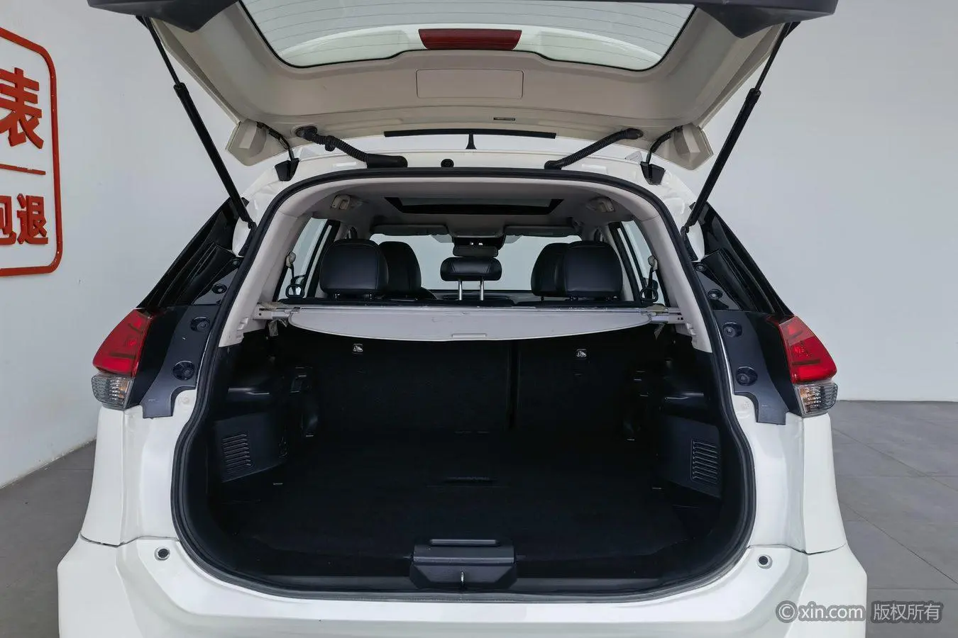 Nissan Qijun 2.0L two-wheel drive Zhilian Comfort Edition