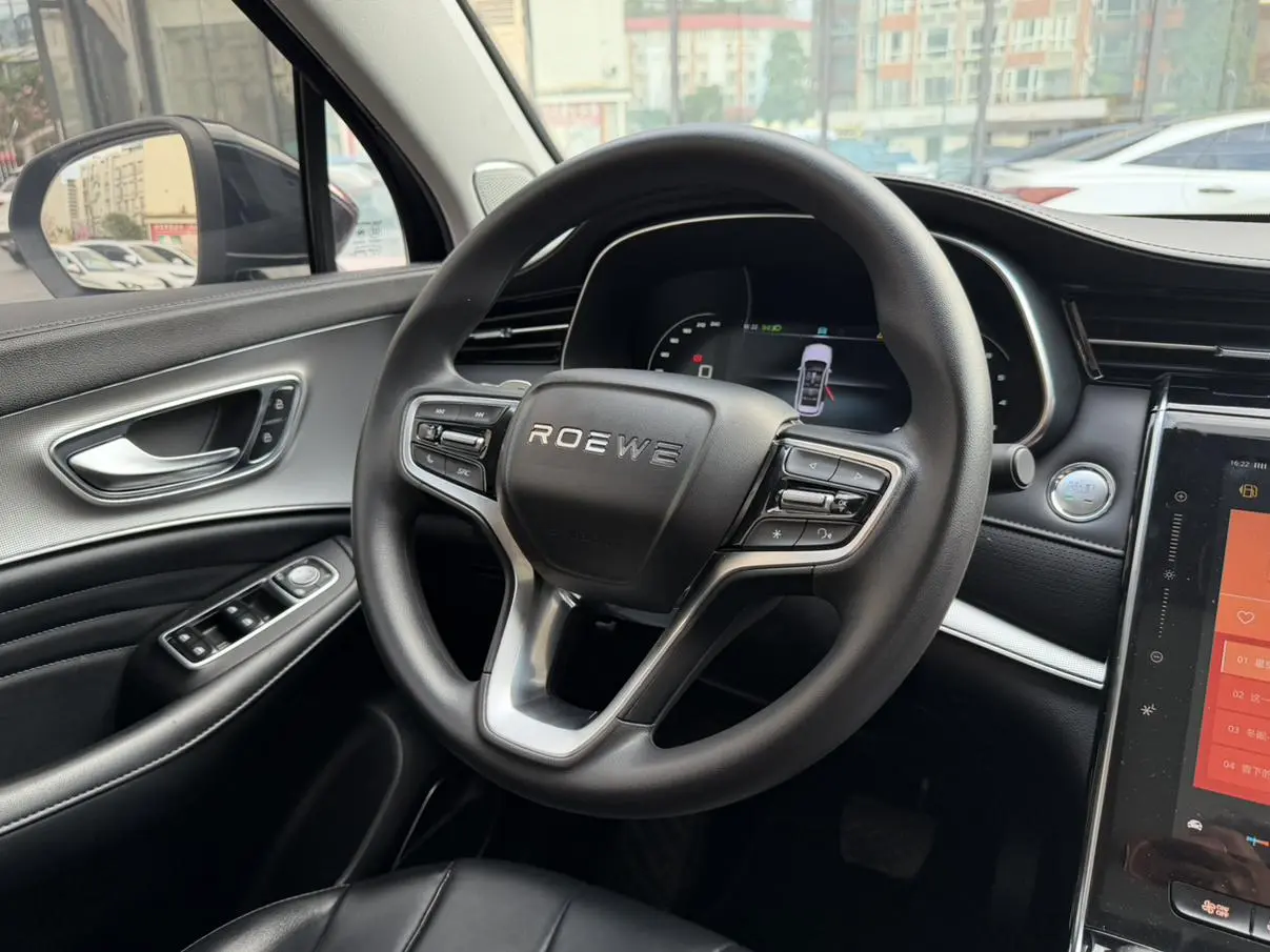 Roewe Roewe RX5 MAX Supreme Series 400TGI Automatic Smart Cockpit Premium Edition