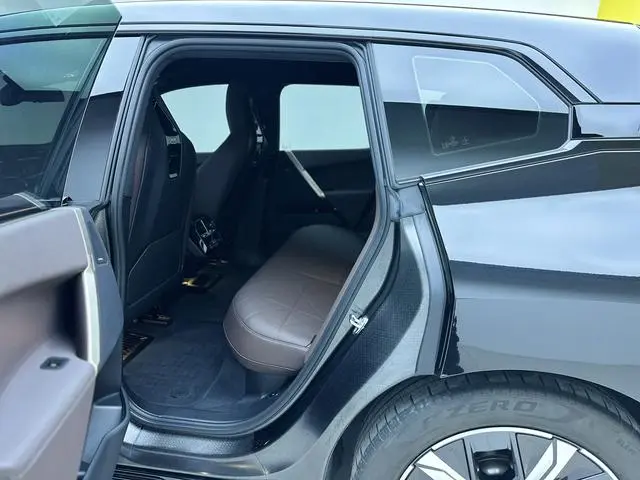 BMW BMW iX xDrive40