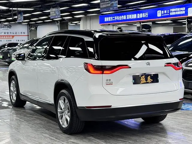 NIO NIO ES8 580KM six-seater version