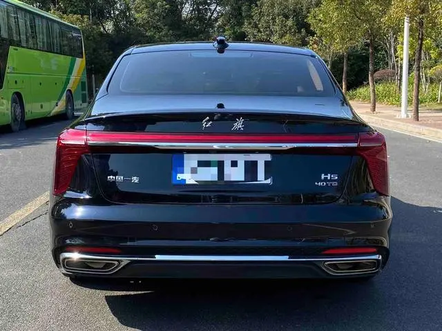 Hongqi Hongqi H5 1.5T HEV Zhilian Qichang Version