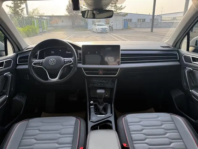 Volkswagen Tiguan L PHEV 430PHEV plug-in hybrid Ultimate Edition