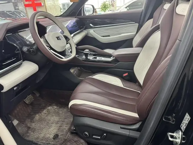Geely Xingyue L 2.0TD DCT EVO two-wheel drive luxury