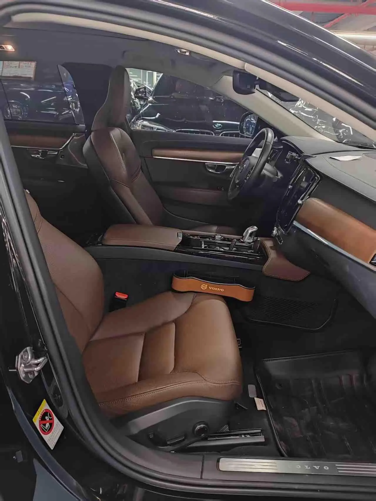 Volvo Volvo S90 PHEV T8 E-drive hybrid Zhiya Edition Country V