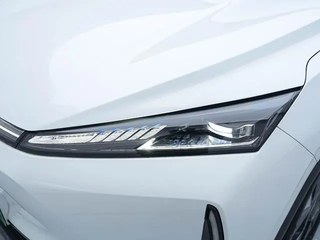 Dongfeng Fengshen Fengshen L7 PHEV 205 Plus
