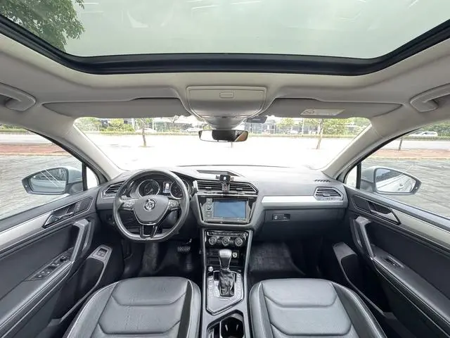Volkswagen Tiguan L PHEV 430PHEV Hybrid Ultimate Edition