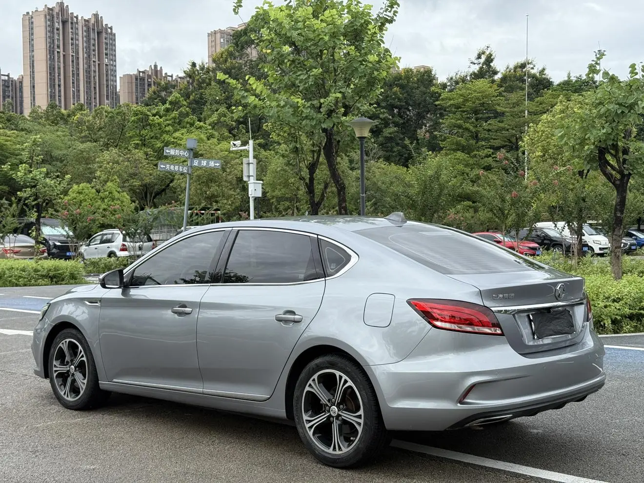 MG MG6 20T automatic luxury Intelligent version