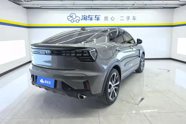 LYNK & CO Lynk 05 2.0TD four-wheel drive Halo