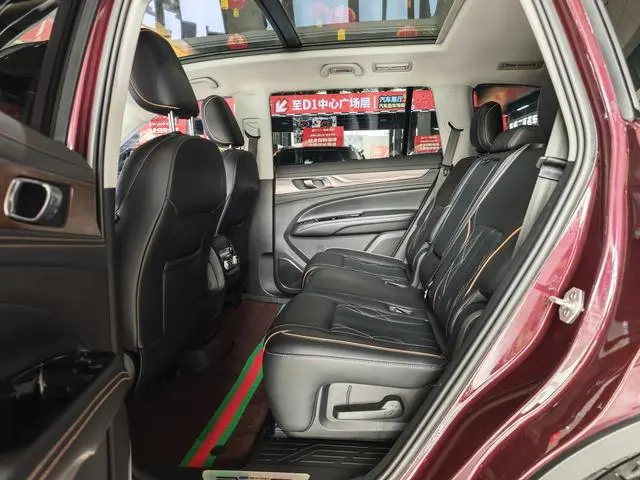 Ford Lingyu EcoBoost 225 7-seater Premium Collar Plus