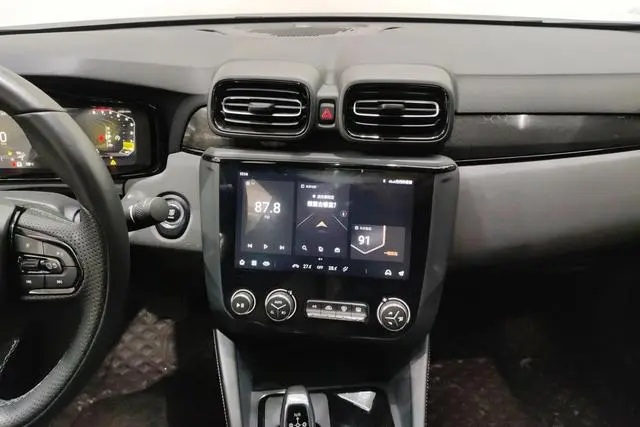 LYNK & CO Lynk 03 2.0TD DCT Jin Plus
