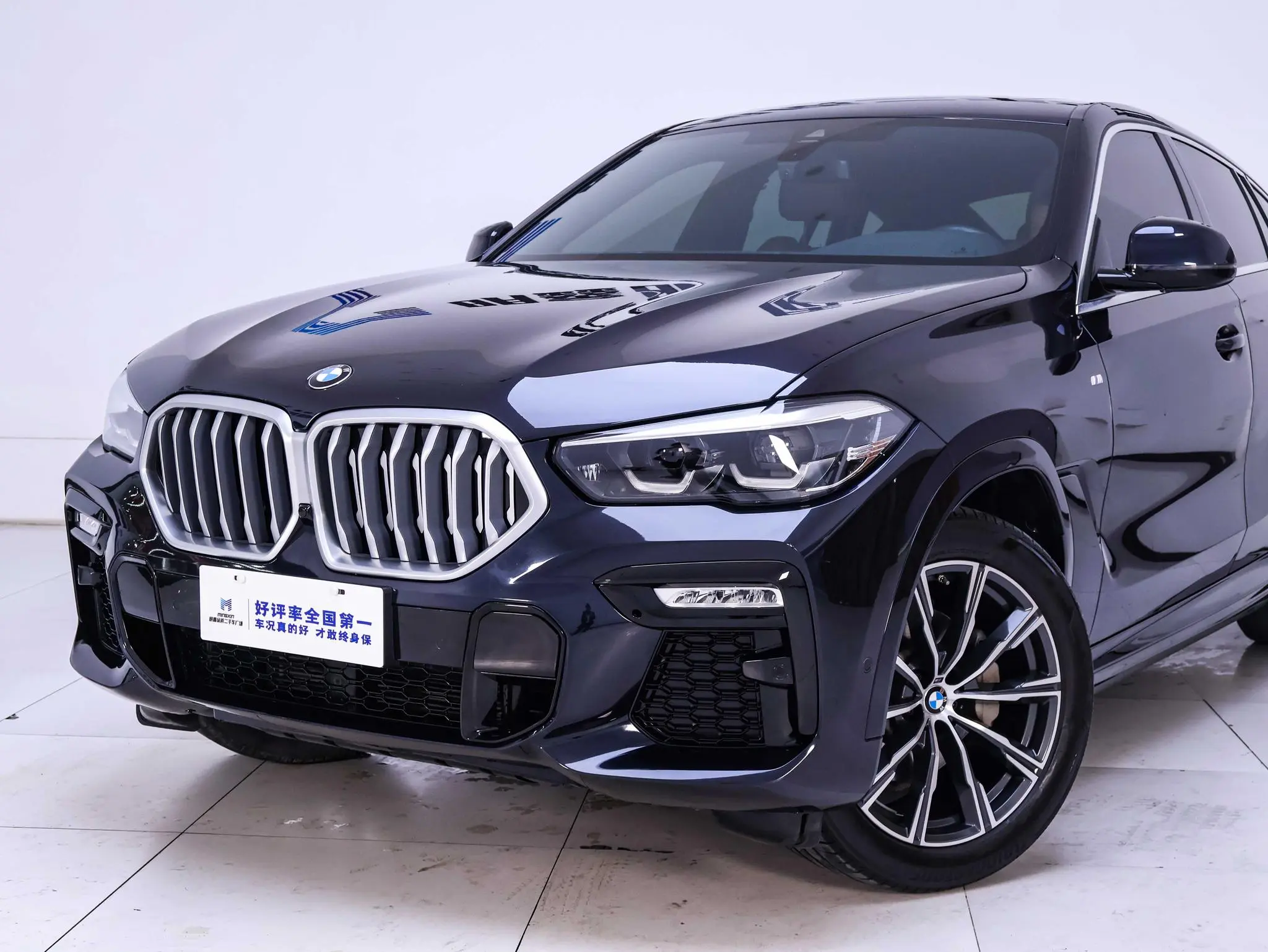 BMW BMW X6 xDrive30i M sports suit