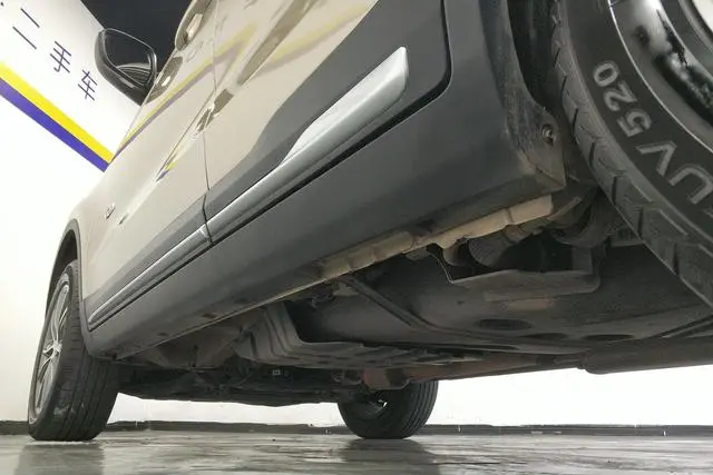 Geely Boyue 1.8TD automatic two-wheel drive intelligent 4G connected version