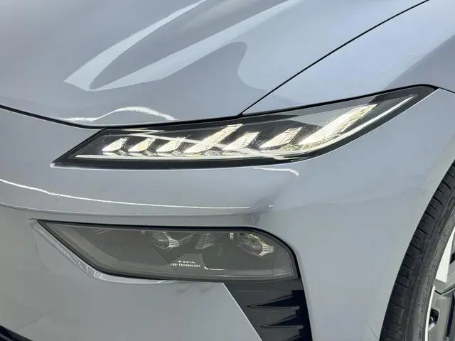 Dongfeng eπ eπ007 Pure electric 530Pro version