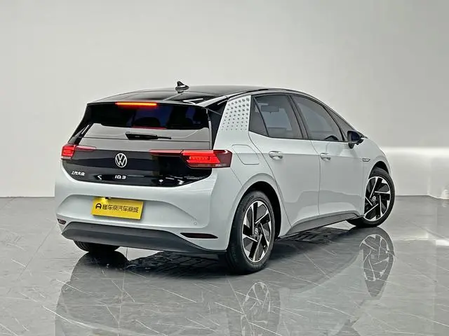 Volkswagen Volkswagen ID.3 Upgraded Pure Smart Edition