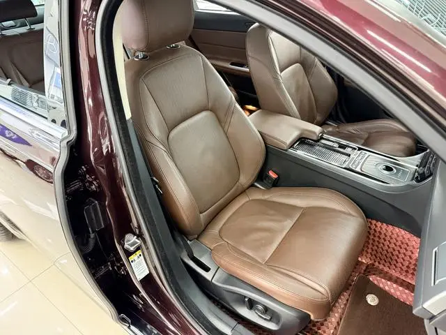 Jaguar Jaguar XFL 2.0T P250 four-wheel drive Exclusive Edition