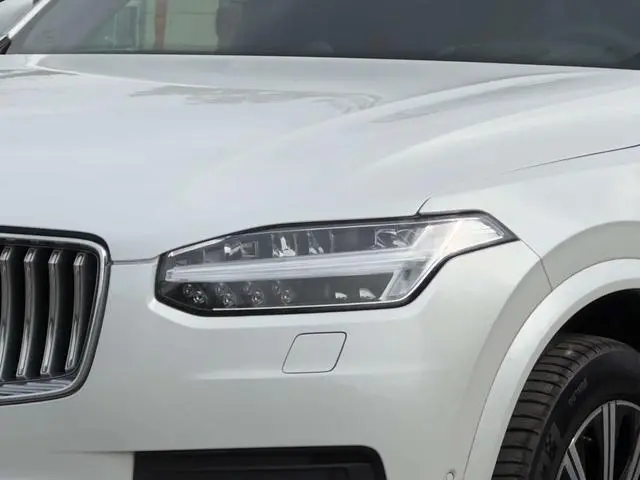 Volvo Volvo XC90 PHEV E-drive hybrid T8 Zhizun Deluxe Edition 7 Seats