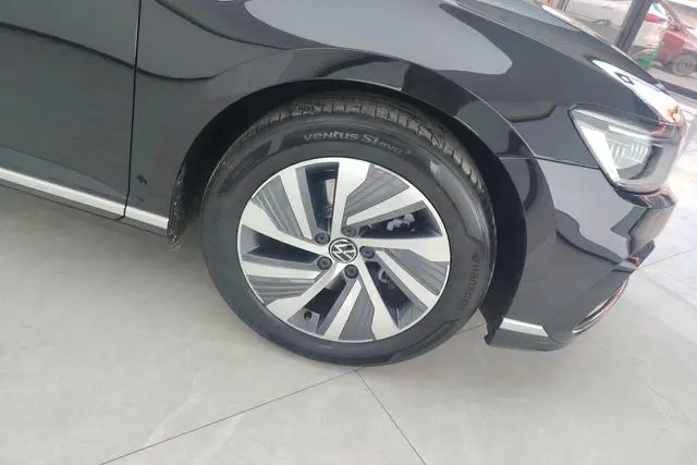 Volkswagen Magotan GTE Luxury