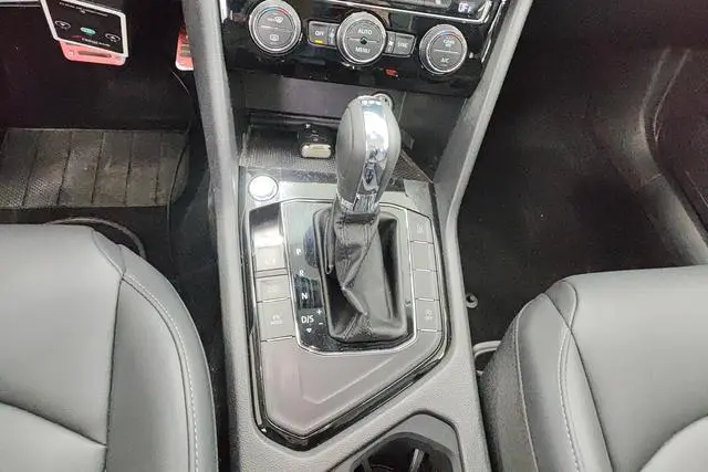 Volkswagen Tuyue Facelifted 330TSI four-wheel drive deluxe edition country VI