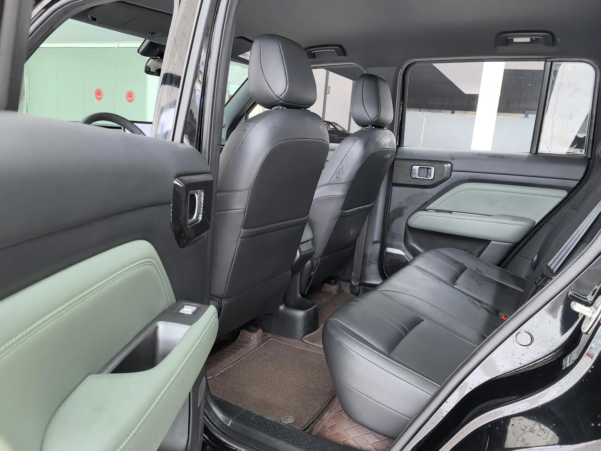 Baojun Yue Ye Plus 301km Ultimate Edition