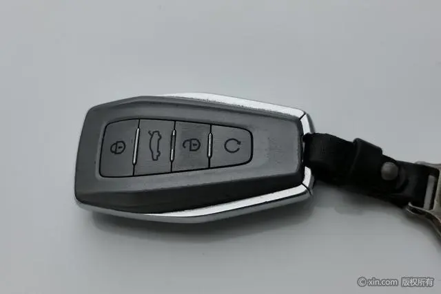 Geely Binyue 260T DCT Knight Country VI