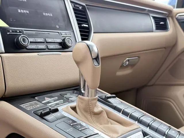 Porsche Macan Macan 2.0T