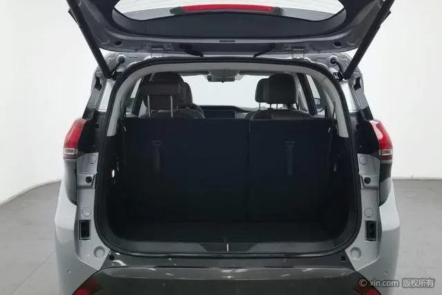 Haima Seahorse 7X 1.6TGDI automatic luxury 6-seater