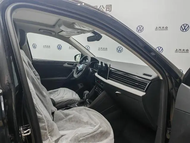 Volkswagen Tiguan L PHEV 430PHEV plug-in hybrid Premium Edition