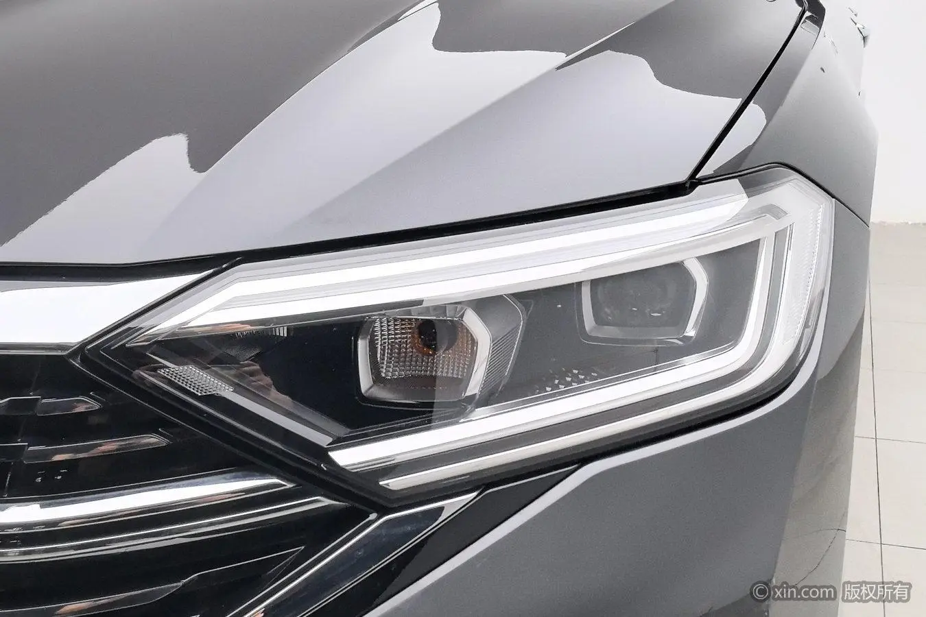 Volkswagen Sagitar 300TSI DSG Beyond Edition