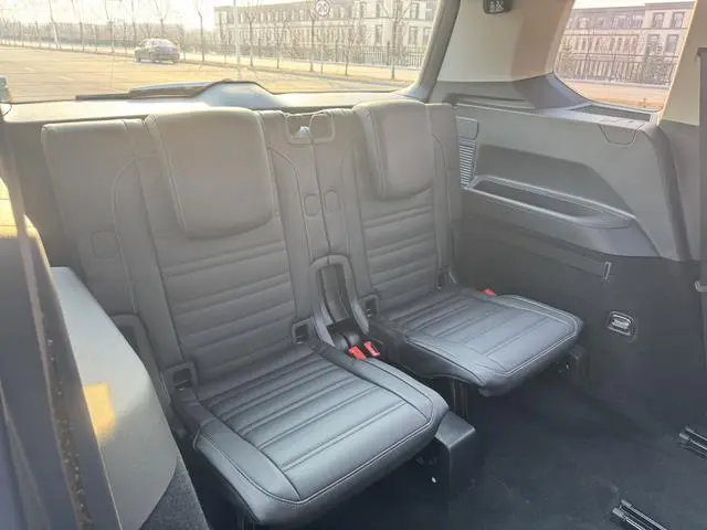 Volkswagen Touran L 280TSI DSG Extension Edition 7 seats