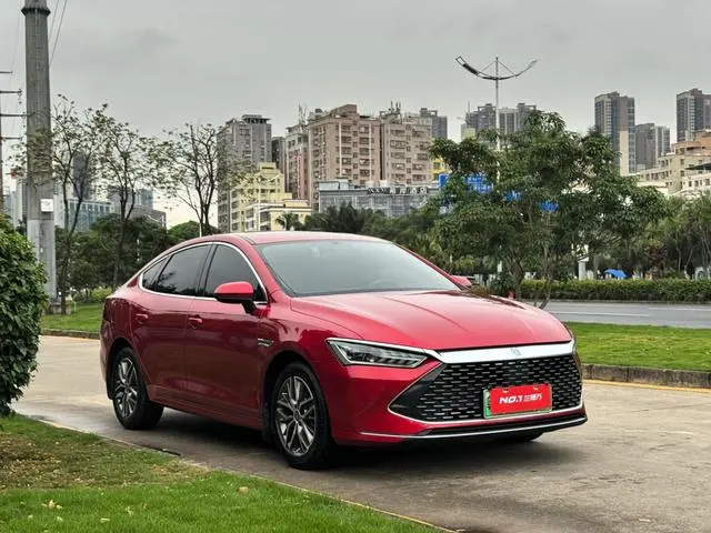 BYD Qin PLUS DM DM-i 55KM flagship type
