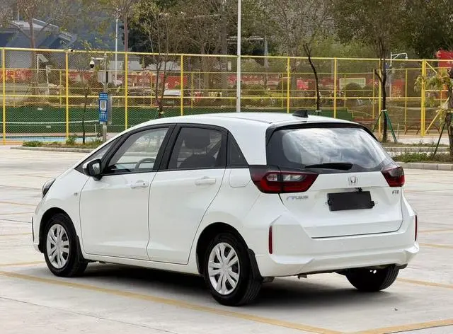 Honda Fit 1.5L CVT Trendy Edition