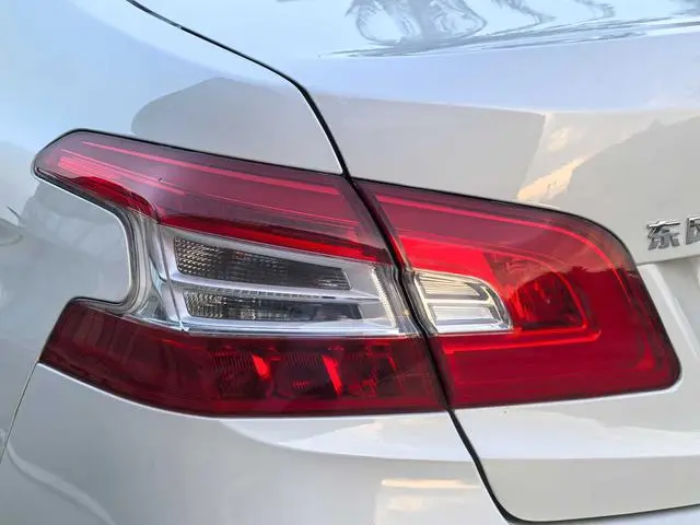 Peugeot Peugeot 408 1.6T Automatic Deluxe Edition