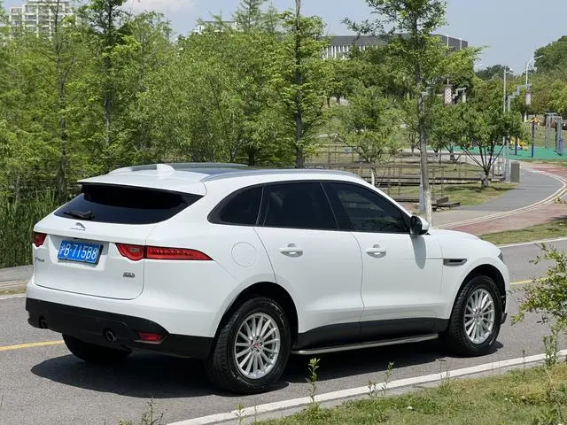Jaguar Jaguar F-PACE 2.0T four-wheel drive Urban Exclusive Edition