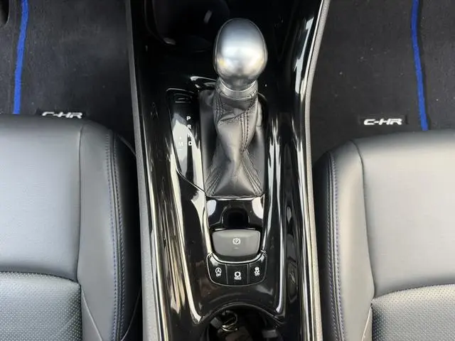 TOYOTA Toyota C-HR 2.0L Deluxe Edition