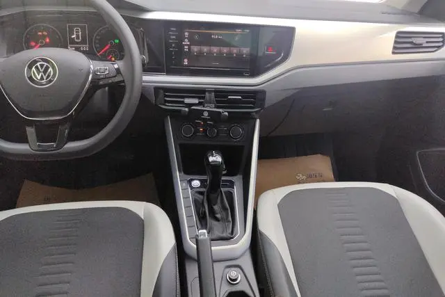 Volkswagen Polo Plus 1.5L automatic colorful technology version