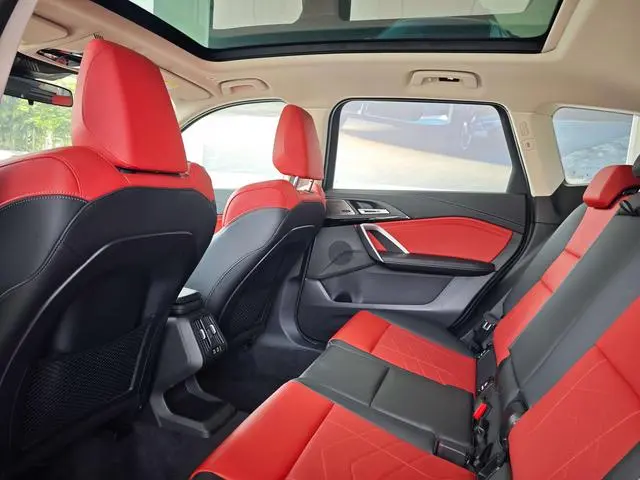 BMW BMW X1 sDrive25Li X design set