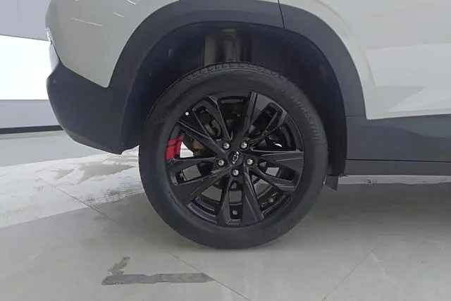 Chevrolet Chuangku Redline 325T automatic fun version Country VI