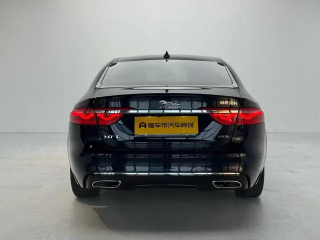 Jaguar Jaguar XFL 2.0T P200 two-wheel drive Fenghua version