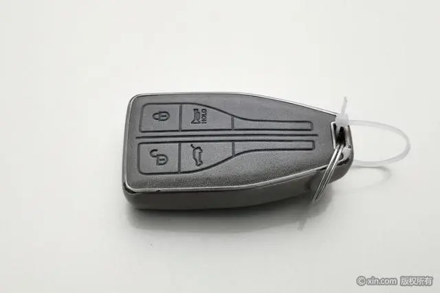 Hongqi Hongqi HS5 2.0T Zhilian flag collar four-wheel drive version